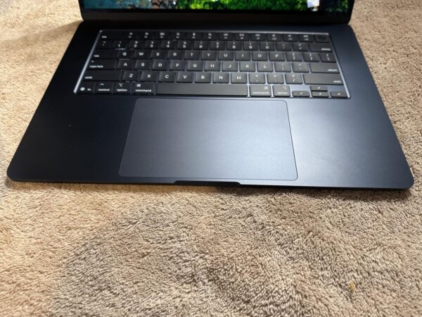 Apple MacBook Air 2025 – 15" – M4 – 24GB RAM – 1TB SSD – Midnight – Mint Condition - Image 5