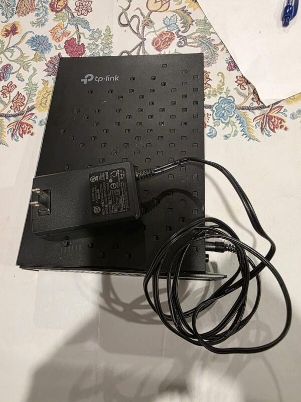 TP-Link AC1750 Wireless Dual-Band DOCSIS 3.0 Cable Modem & Router – Good Condition - Image 7