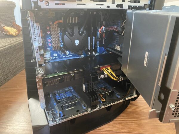 Dell Alienware Aurora R11 Gaming Desktop – Windows – Mint Condition - Image 5