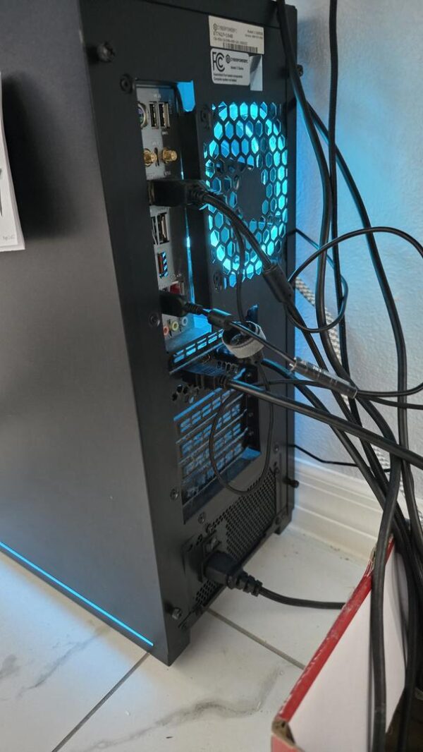 CyberPowerPC Gamer Xtreme Liquid Cool GLC2500V7 – Windows – Mint Condition - Image 7