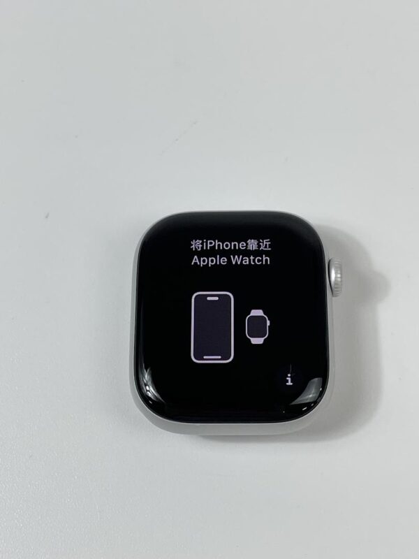 Apple Watch Series 10 42mm – Silver – GPS – Mint Condition - Image 7