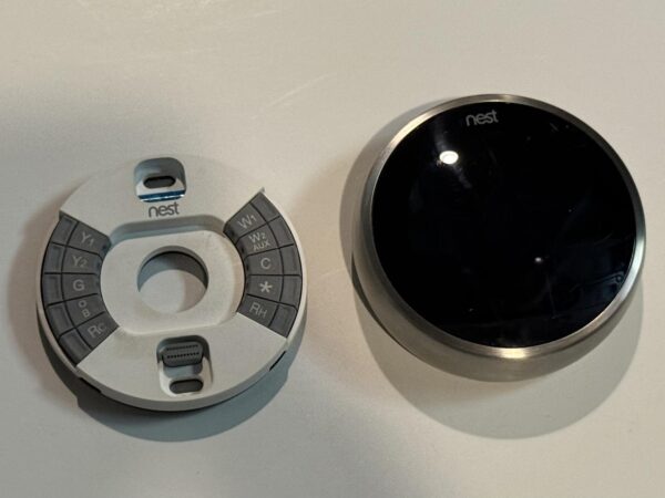 Google Nest Learning Thermostat (3rd Gen) – Good – Silver