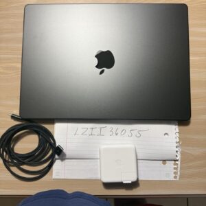 MacBook Pro 2024 – 14" – 512GB – Space Black – Mint Condition