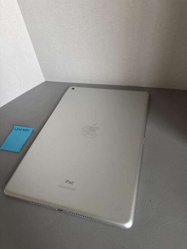 Apple iPad 9th Gen Wi-Fi – Good – 64GB – Silver – Model A2602 - Image 6