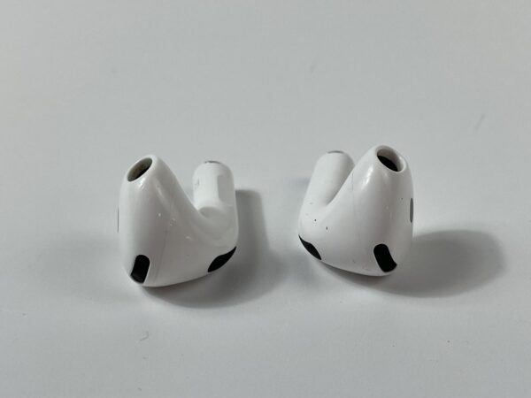 AirPods (4th Generation) – Active Noise Cancellation - Image 10
