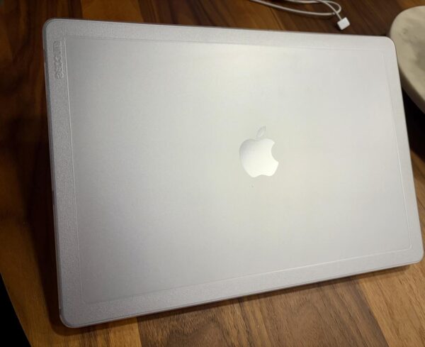 Apple MacBook Air 2025 – 15" – M4 – 24GB RAM – 1TB SSD – Sky Blue – Mint Condition - Image 21