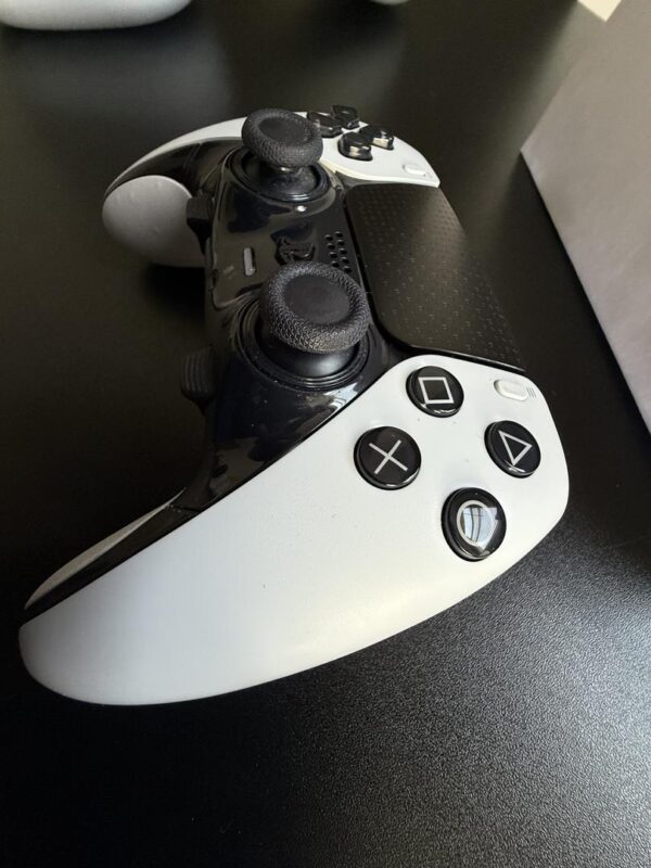 Sony DualSense Edge Wireless Controller – PS5 – Good Condition - Image 16